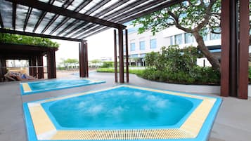 室外 SPA 浴缸