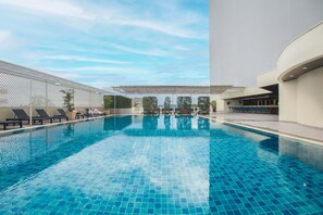 Outdoor pool, open 6:30 AM to 8:00 PM, pool umbrellas, pool loungers - Centara Riverside Hotel Chiang Mai (Chiang Mai)
