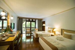 Deluxe Double or Twin Room, Pool View | Minibar, desk, blackout drapes, rollaway beds