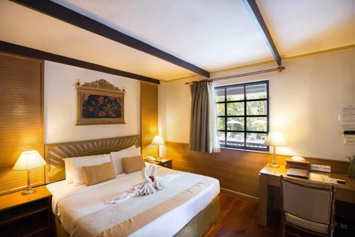 Honeymoon Double Room, Pool View | 1 bedroom, minibar, desk, blackout curtains