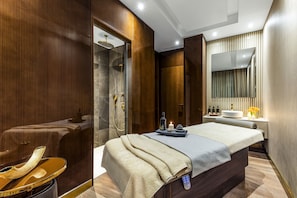 Nhà tắm kiểu Thổ Nhĩ Kỳ/tắm hơi, 4 phòng trị liệu