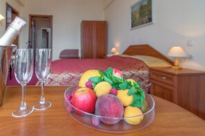 商務套房, 1 間臥室 | 房內用餐區