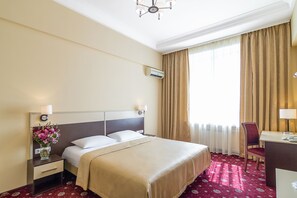 Standard Double Room, 1 Double Bed | City view - Hotel Ukraine (Kyiv)