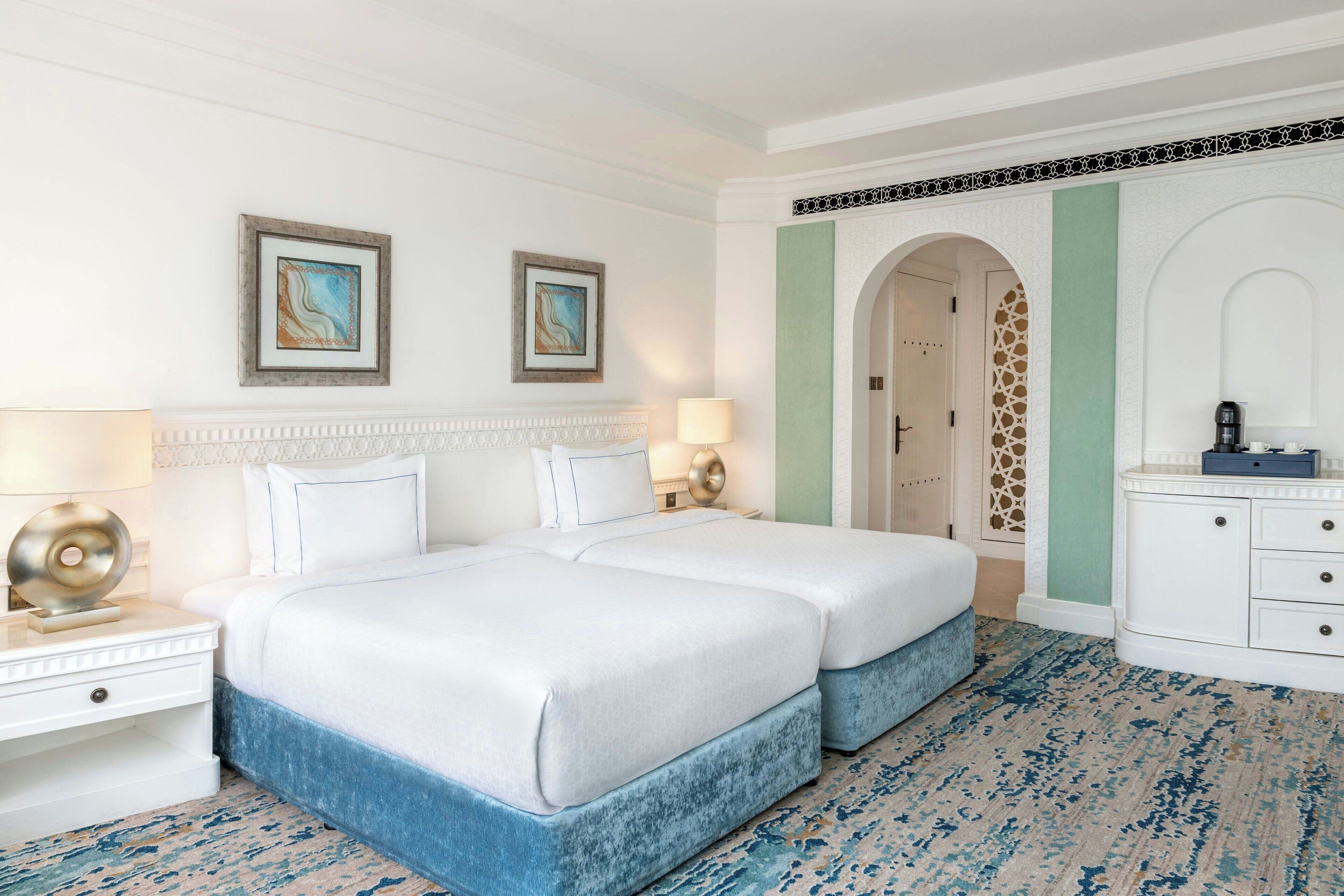 Frette Italian sheets, premium bedding, minibar, in-room safe