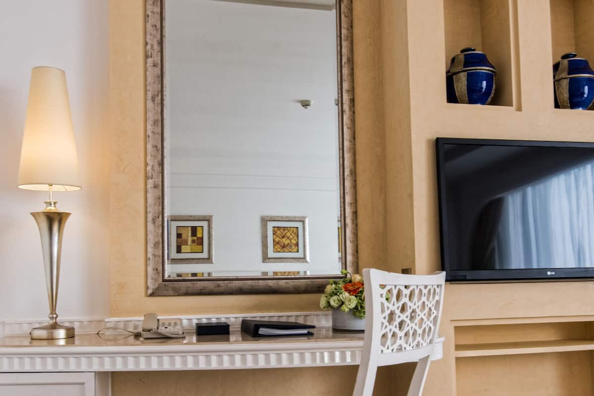 Family Room, 2 Single Beds, Smoking, Tower | 1 bedroom, Frette Italian sheets, premium bedding, minibar