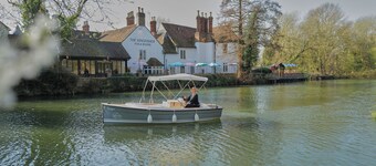  The Kingfisher Bedford