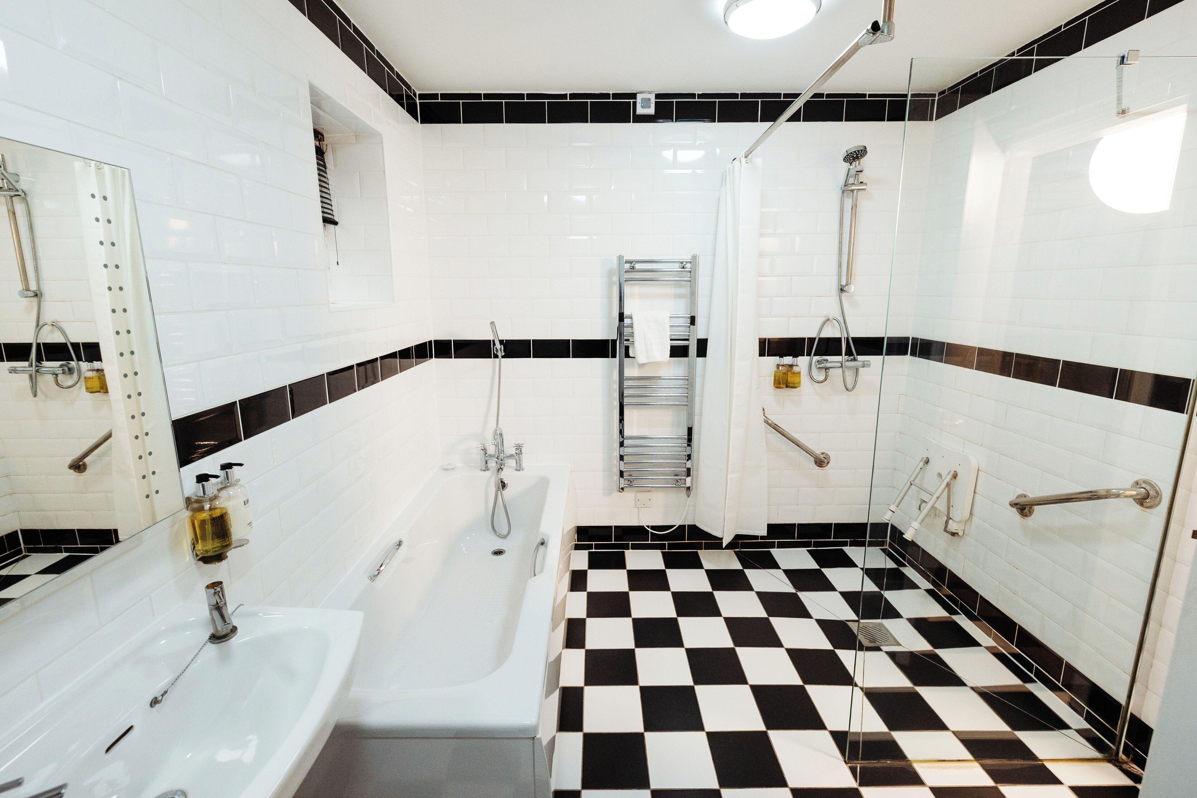 Eenvoudige kamer | Luxe beddengoed, individueel gedecoreerd, individueel gemeubileerd