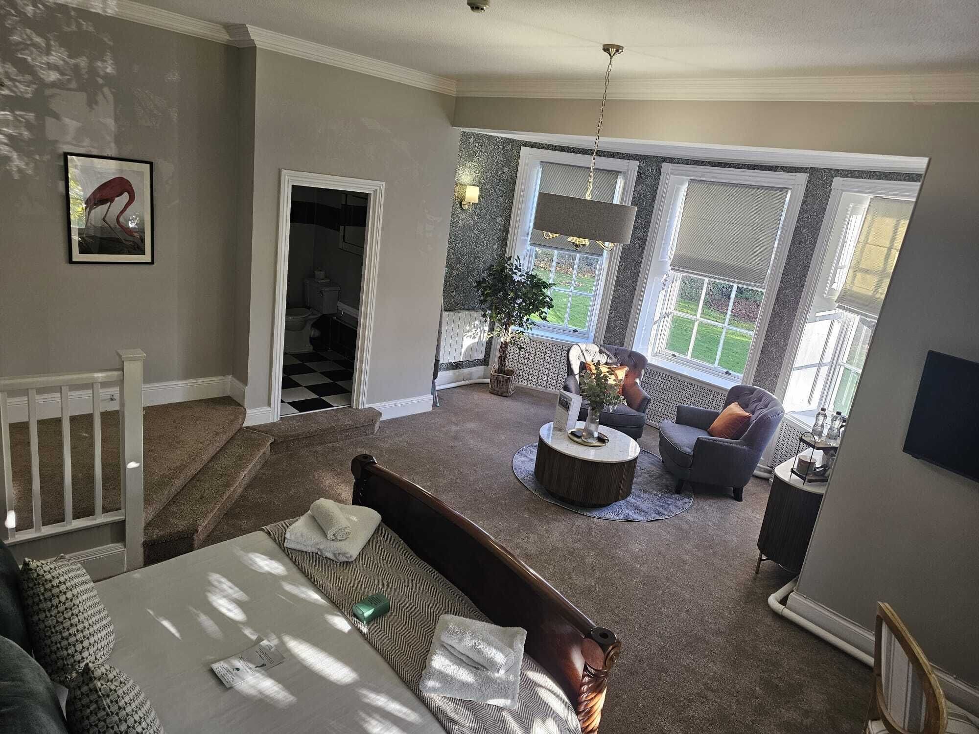 Heritage Manor Suite | Premium bedding, individually decorated, individually furnished