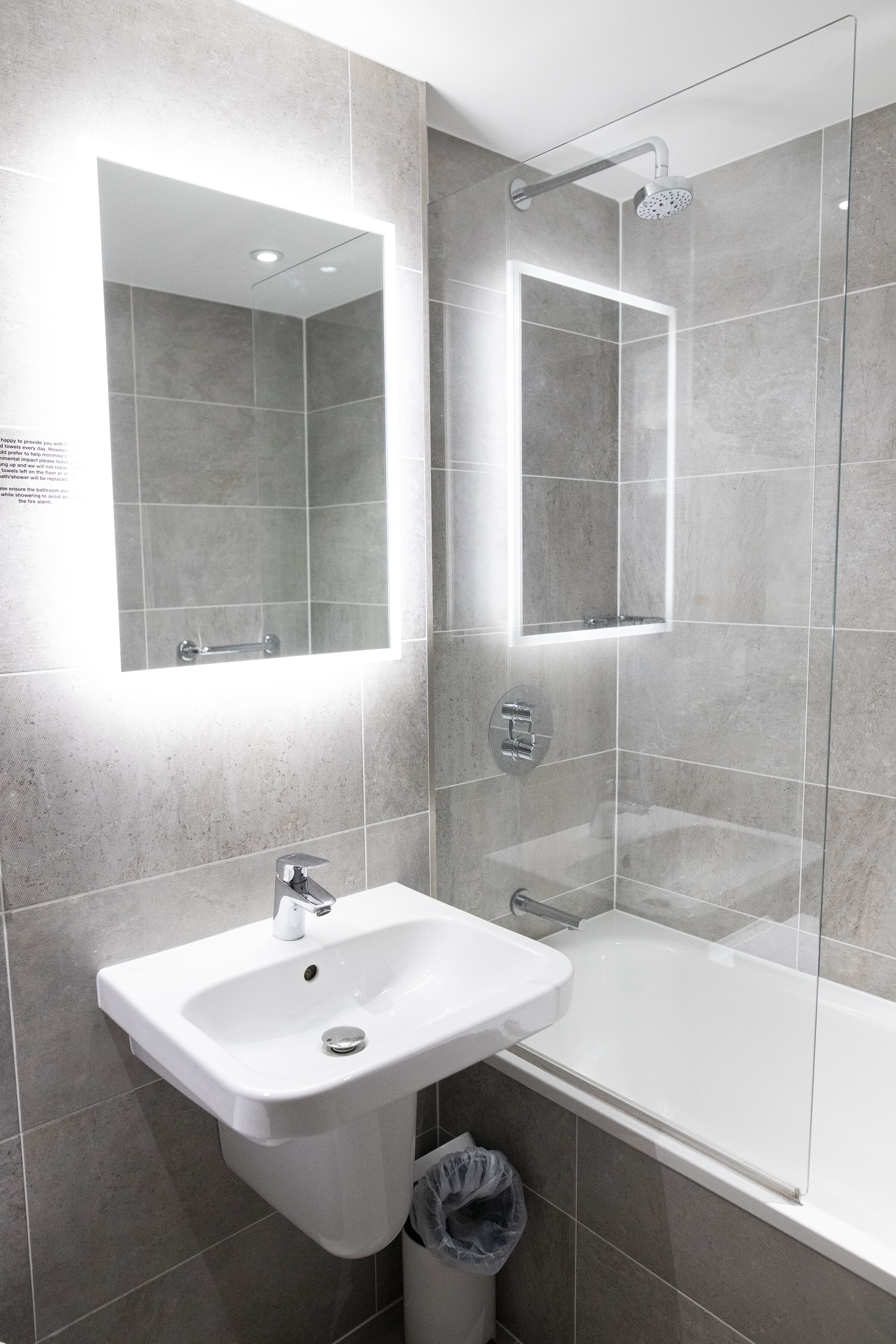 Suite, 1 Double Bed, Non Smoking | Bathroom | Hair dryer, towels