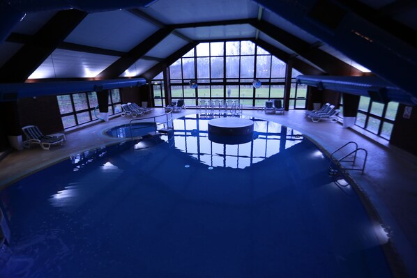 Indoor pool, outdoor pool