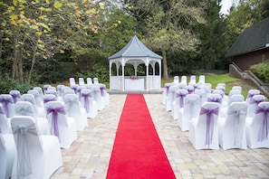 Zona para bodas al aire libre