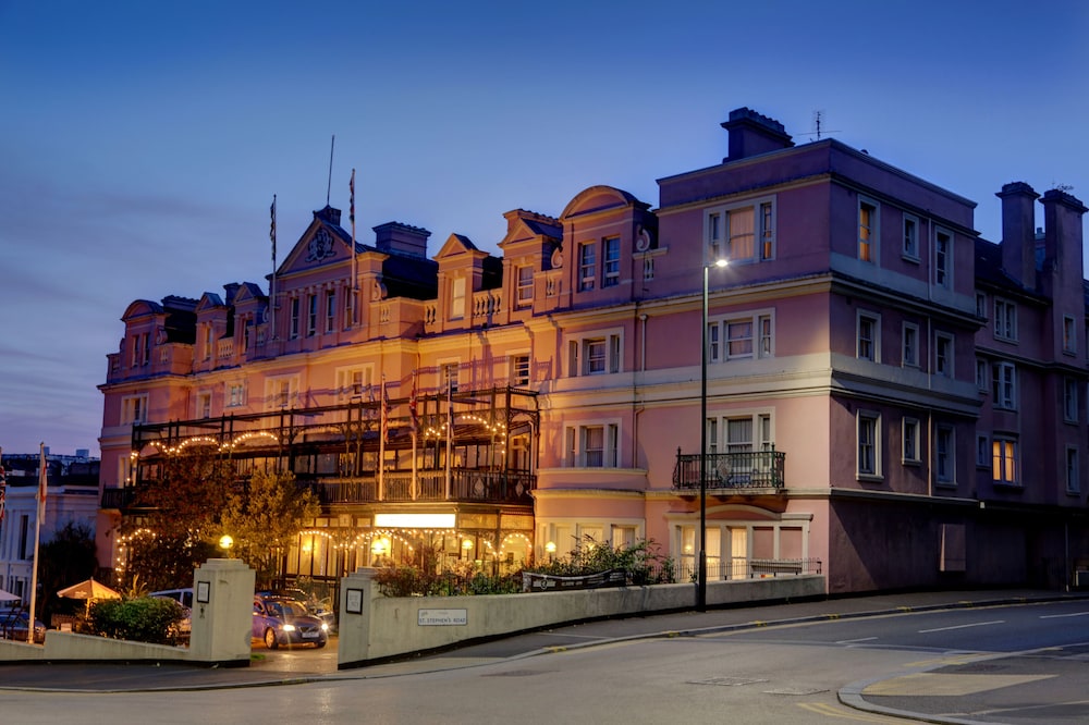 The Norfolk Royale Hotel - 0