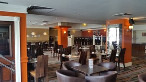 Breakfast, lunch, dinner served; international cuisine  - The Bradford Hotel (Bradford)