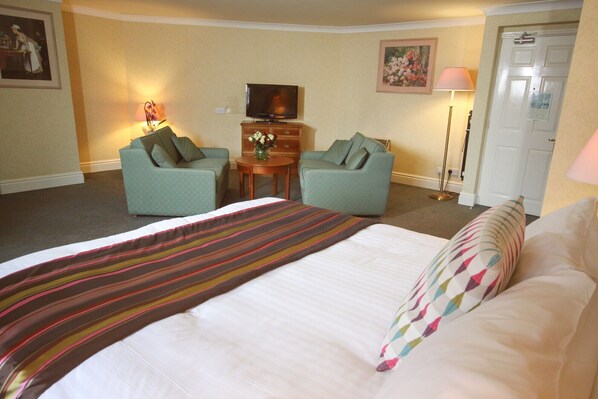 1 bedroom, in-room safe, desk, soundproofing