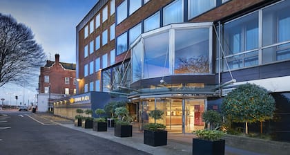 Crowne Plaza London Ealing by IHG
