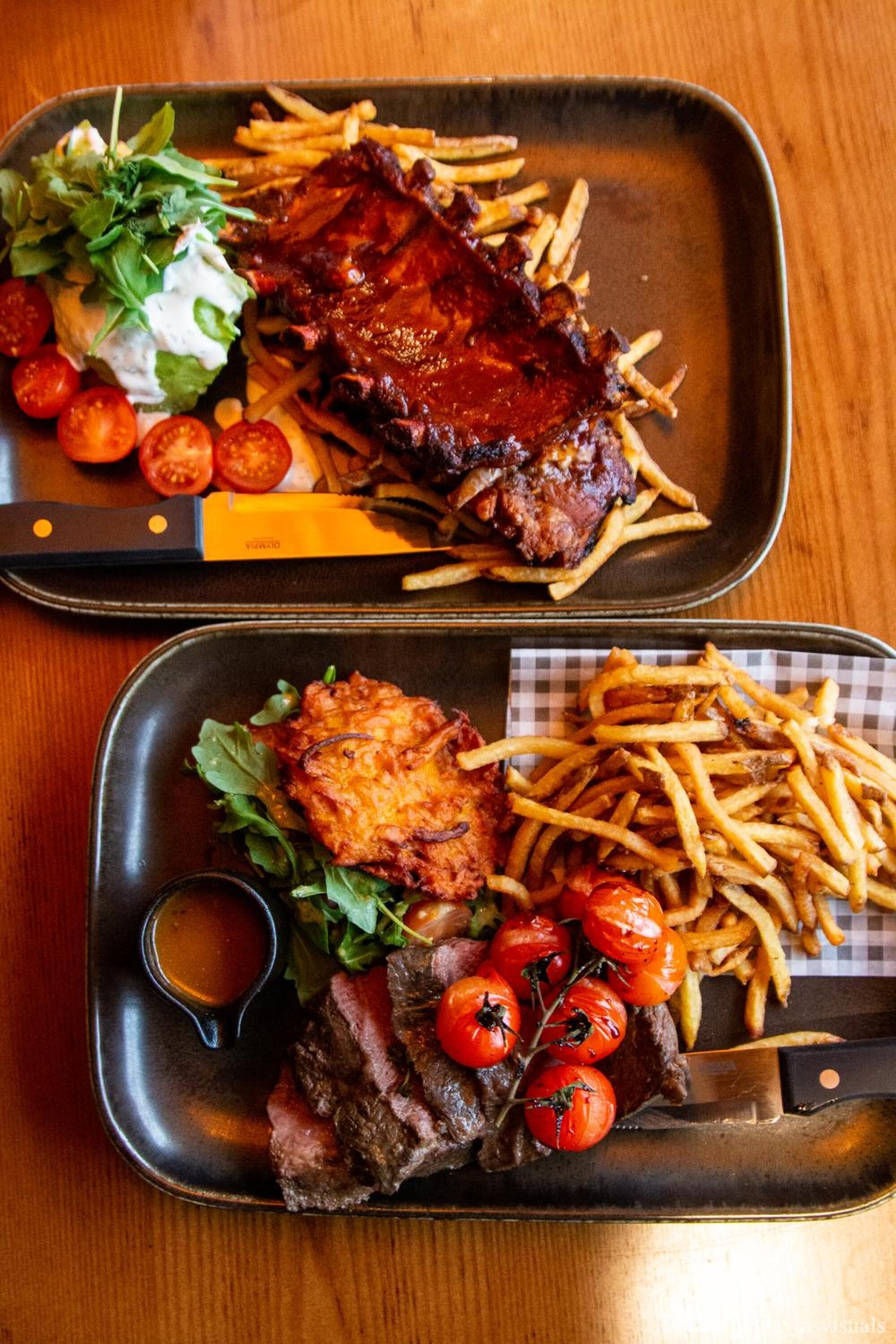 lunch and dinner served, british cuisine