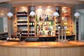 Bar (on property) - The Broadway Hotel (Letchworth)