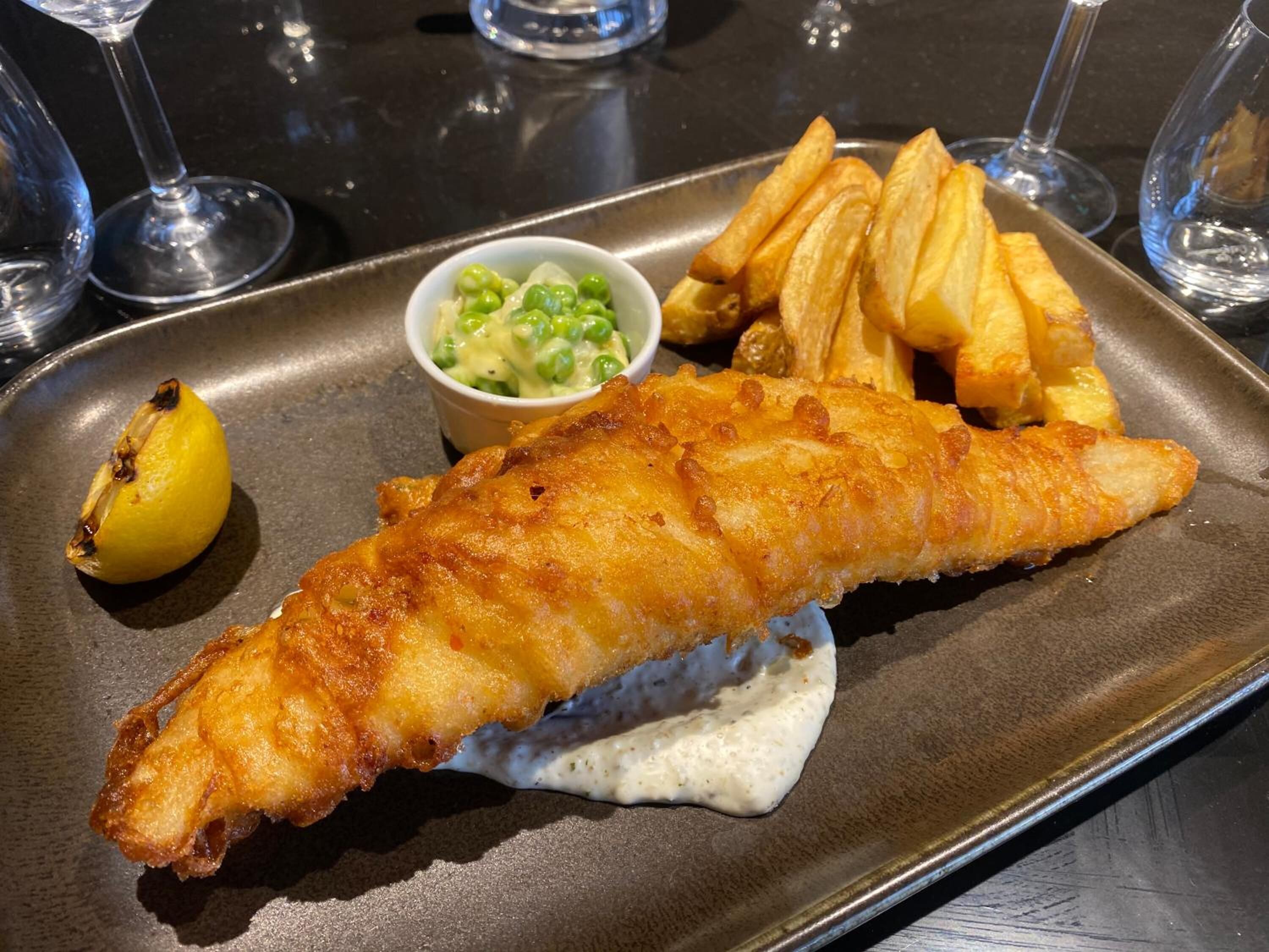 lunch and dinner served, british cuisine