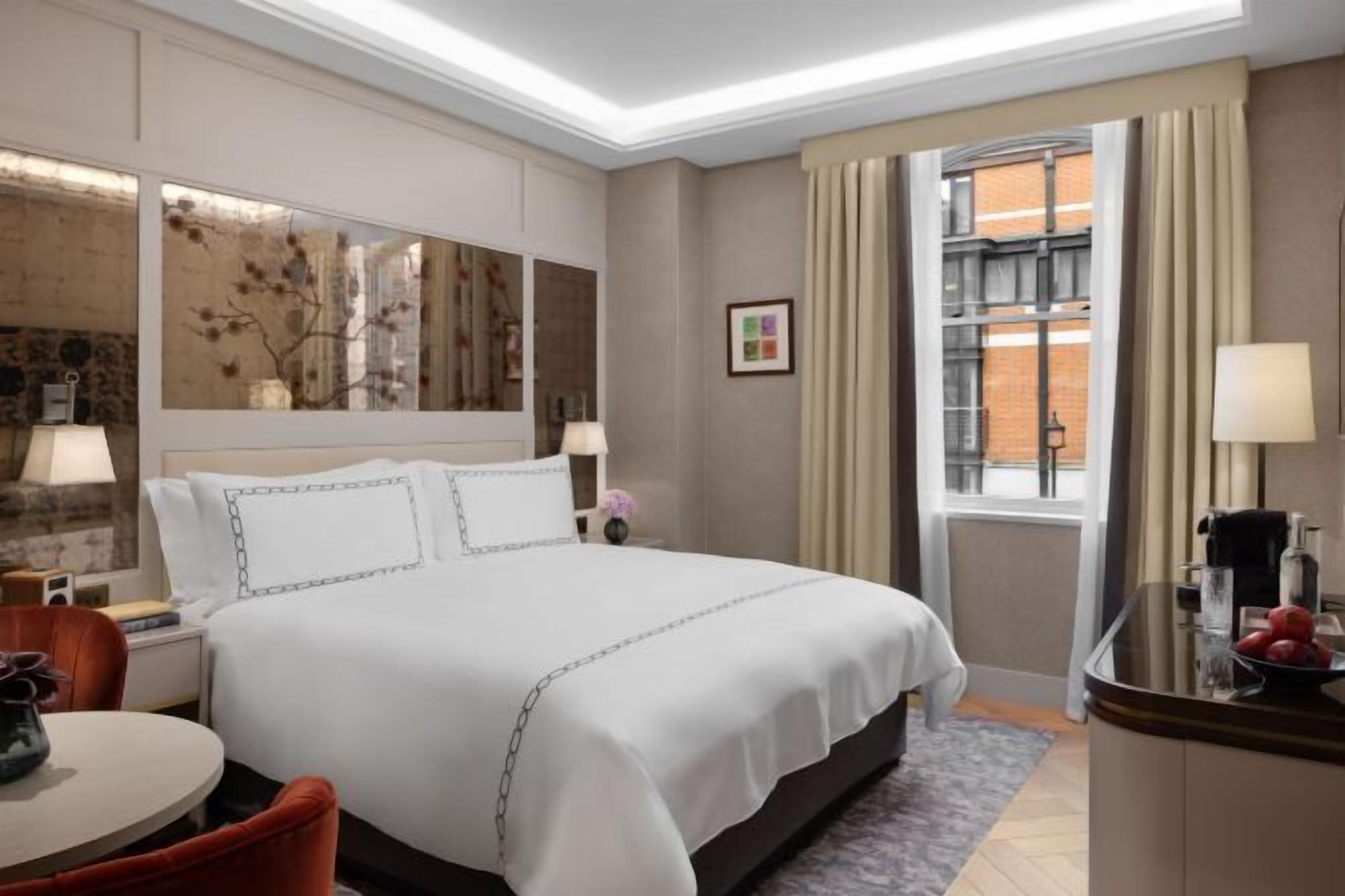 In-room safe, desk, laptop workspace, blackout drapes