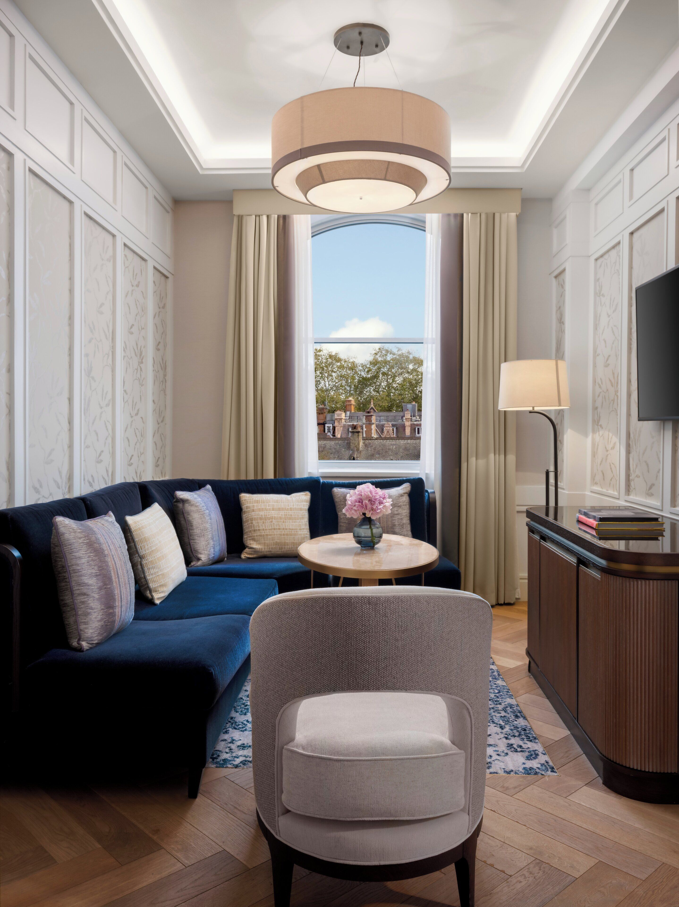 suite, 1 bedroom (biltmore) | in-room safe, desk, laptop workspace, blackout curtains