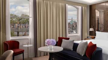 Suite, 1 Bedroom (Biltmore) | In-room safe, desk, laptop workspace, blackout curtains
