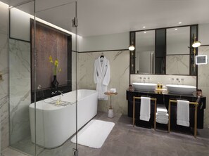 Suite (Roosevelt) | Badezimmer