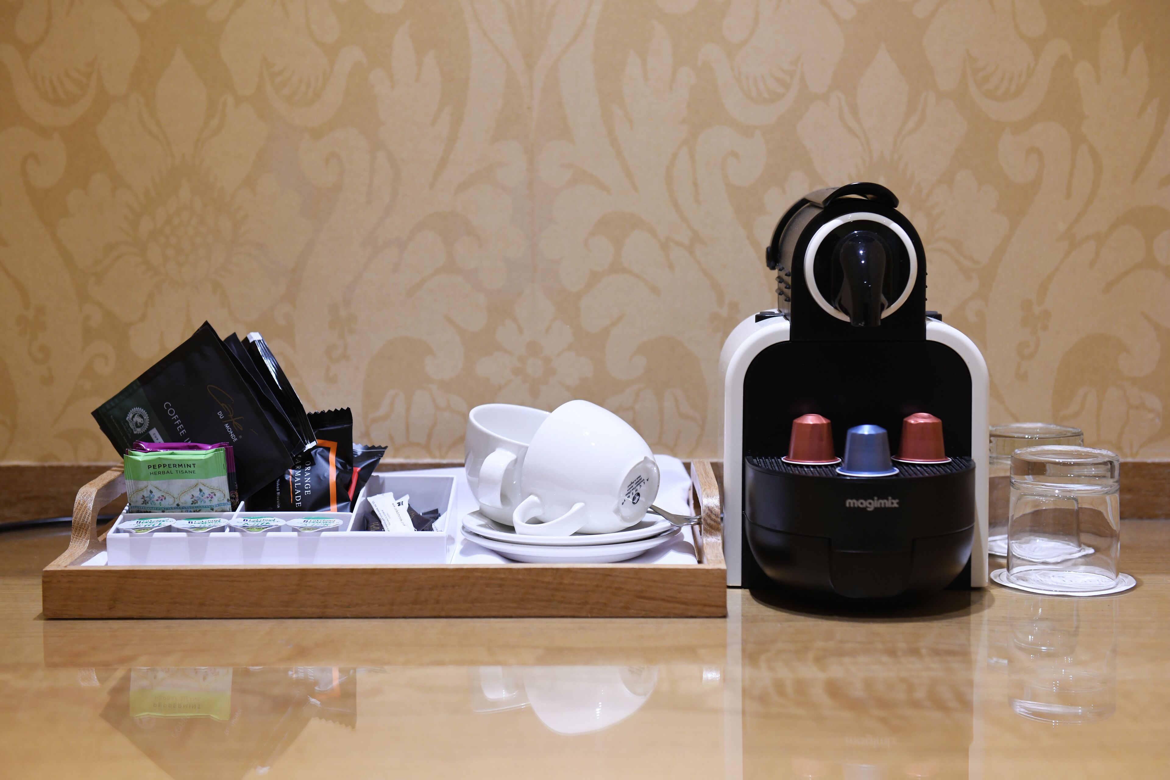 egyptian cotton sheets, premium bedding, in-room safe