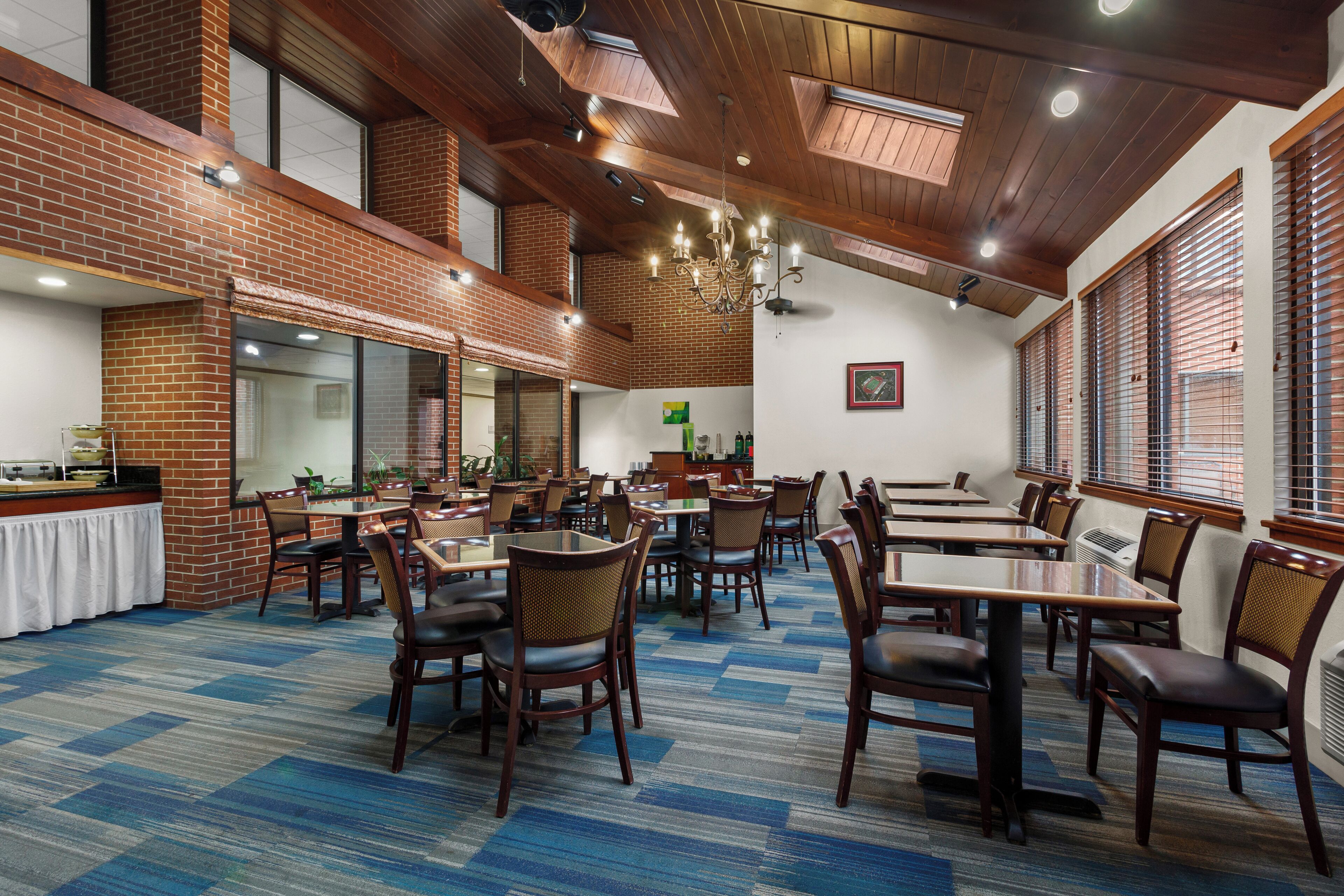 free continental breakfast