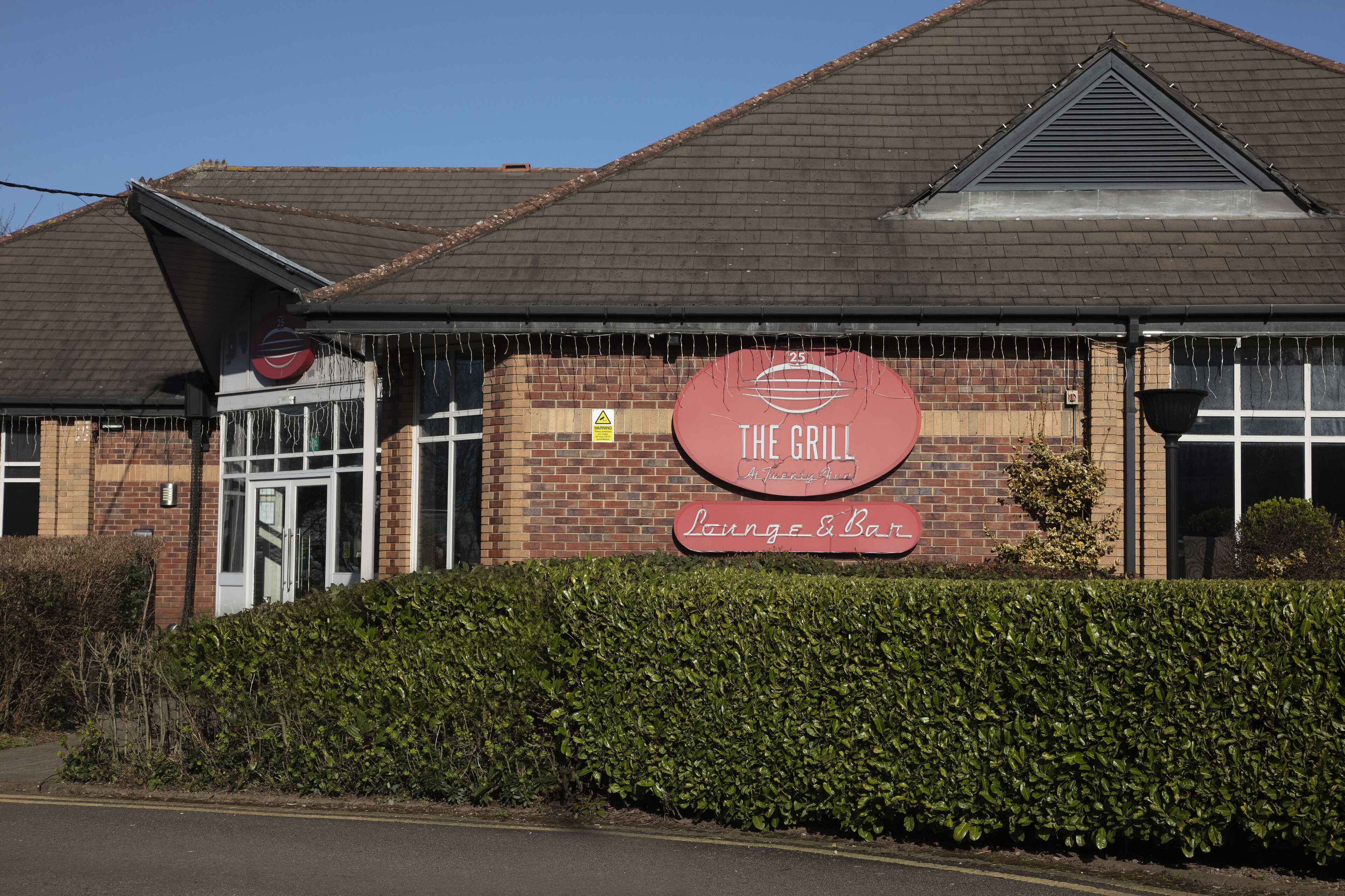 breakfast, lunch, dinner served; regional cuisine