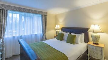 Hochwertige Bettwaren, Bügeleisen/Bügelbrett, kostenloses WLAN