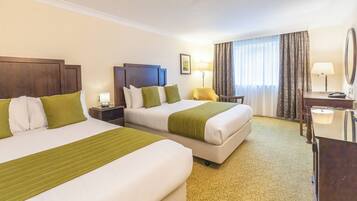 Premium bedding, iron/ironing board, free WiFi, bed sheets