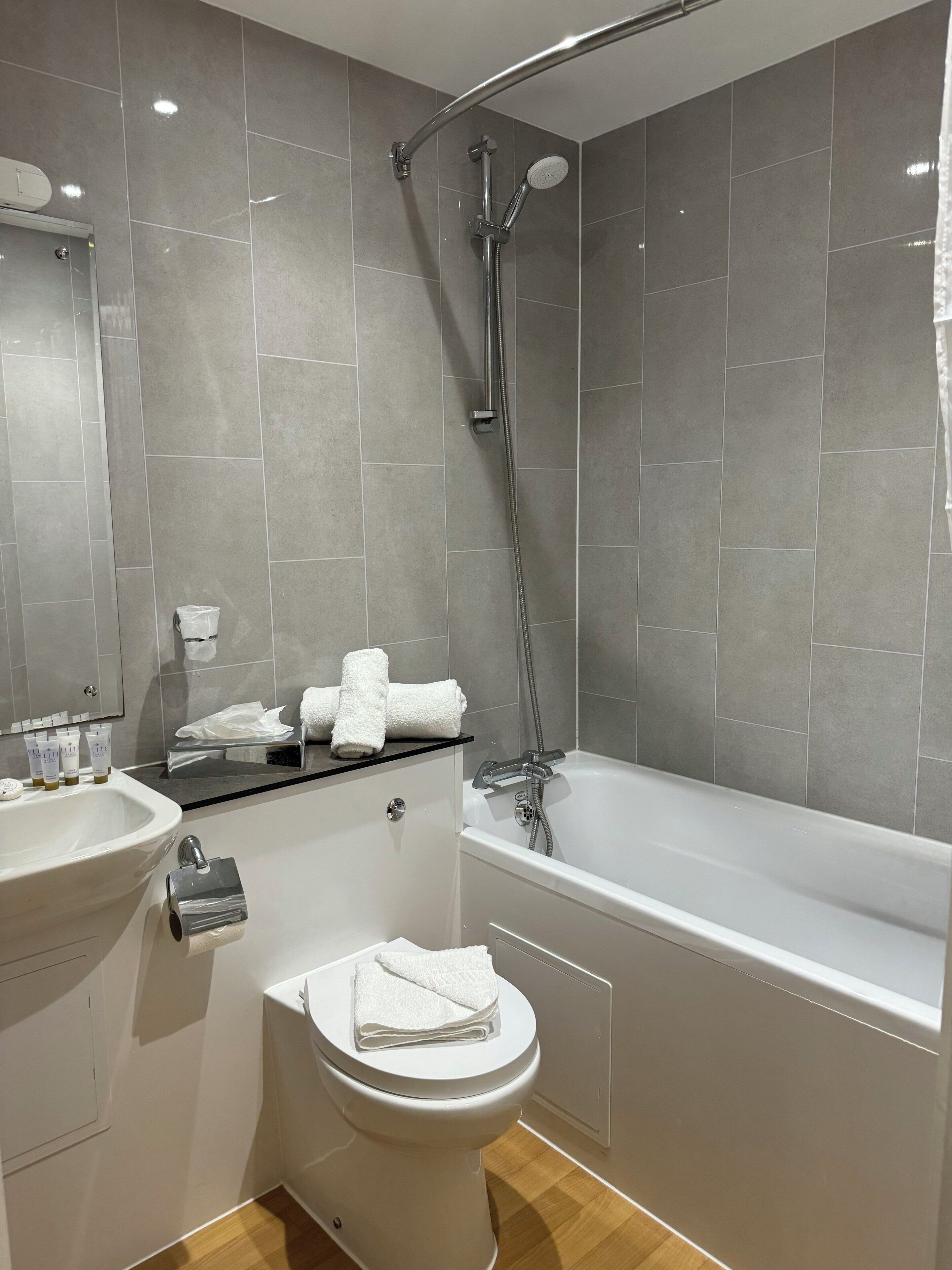Photo - Meon Valley Hotel, Spa & Golf
