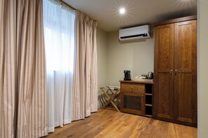 Chambre Exclusive | Literie de qualité supérieure, coffres-forts dans les chambres, bureau