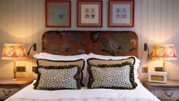 Habitación Confort | Ropa de cama de alta calidad y caja de seguridad en la habitación