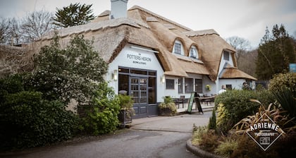 Potters Heron Hotel