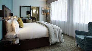 Grand-Zimmer, 1 Doppelbett | Allergikerbettwaren, Zimmersafe, Schreibtisch