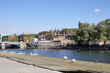 Sir Christopher Wren Hotel