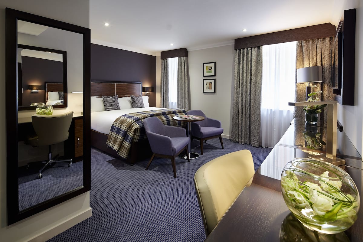 executive king room | 1 bedroom, hypo-allergenic bedding, in-room safe, individually decorated