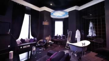 Desk, iron/ironing board, free WiFi, bed sheets