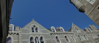 Carmelite Hotel