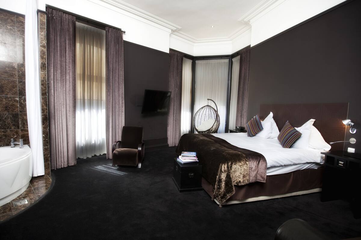 Desk, iron/ironing board (on request), free WiFi, alarm clocks