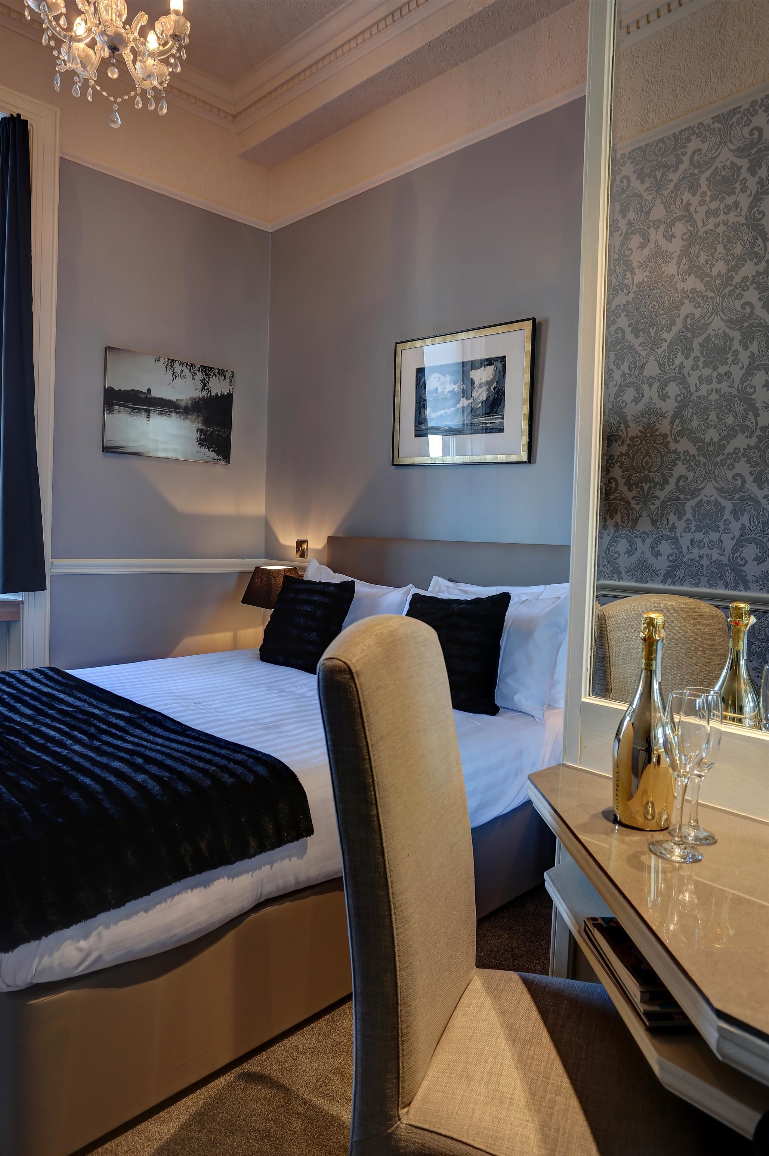 Photo - Braid Hills Hotel