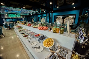 Petit déjeuner buffet compris tous les jours