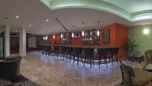 Bar (on property) - Crowne Plaza Maruma (Maracaibo)