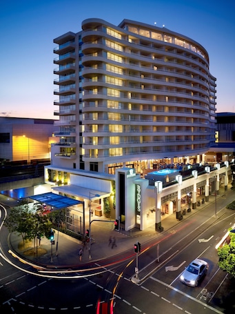 Front of property. Rydges South Bank