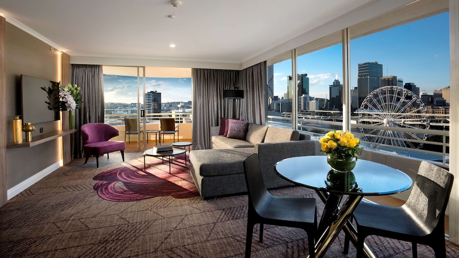 Rydges South Bank