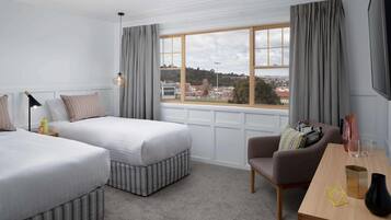 Premium bedding, minibar, individually decorated, individually furnished