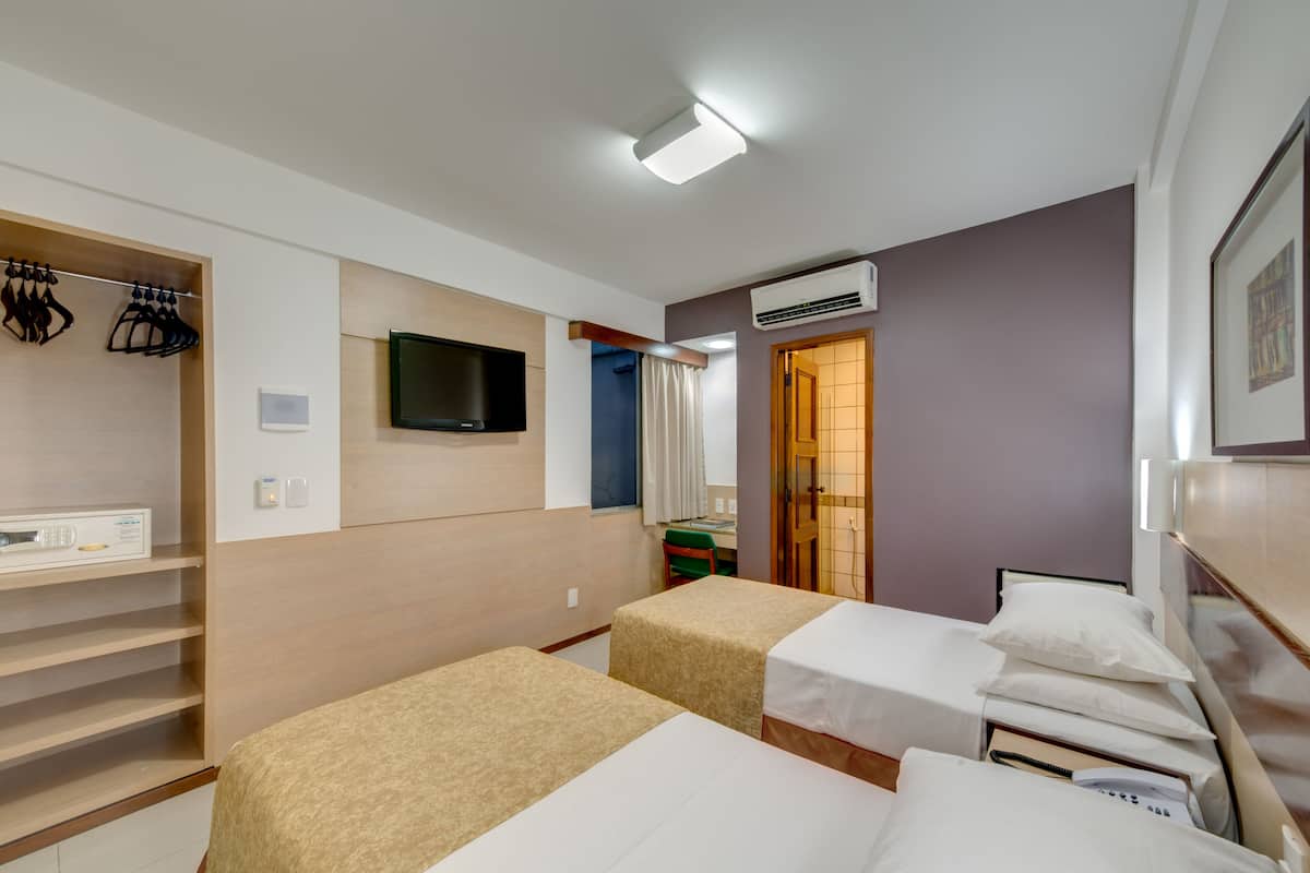 Standard Twin Room, 2 Twin Beds | Minibar, in-room safe, desk, blackout drapes