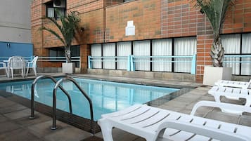 Utomhuspool