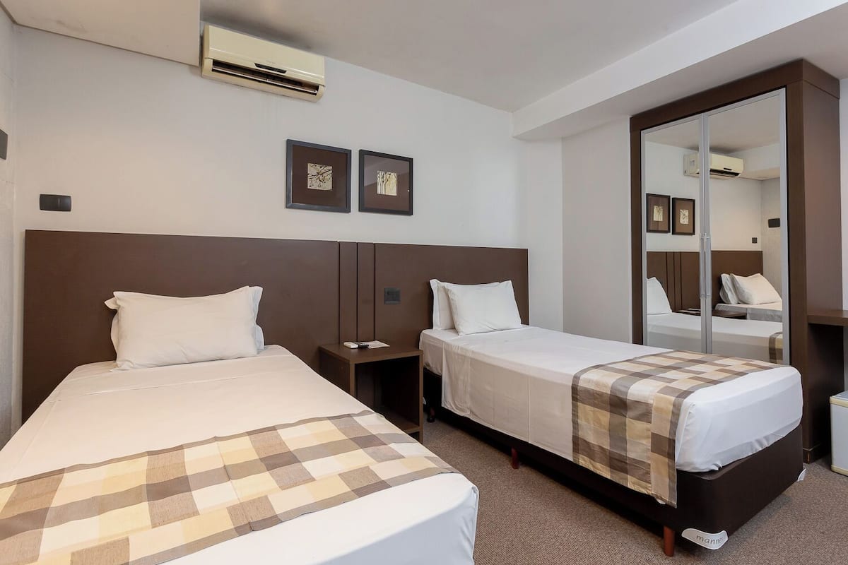 Superior Twin Room | Minibar, desk, free WiFi, bed sheets